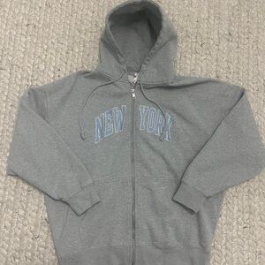 New York Brandy Melville zip up